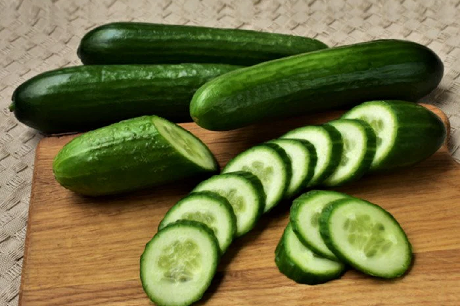 Cucumber green